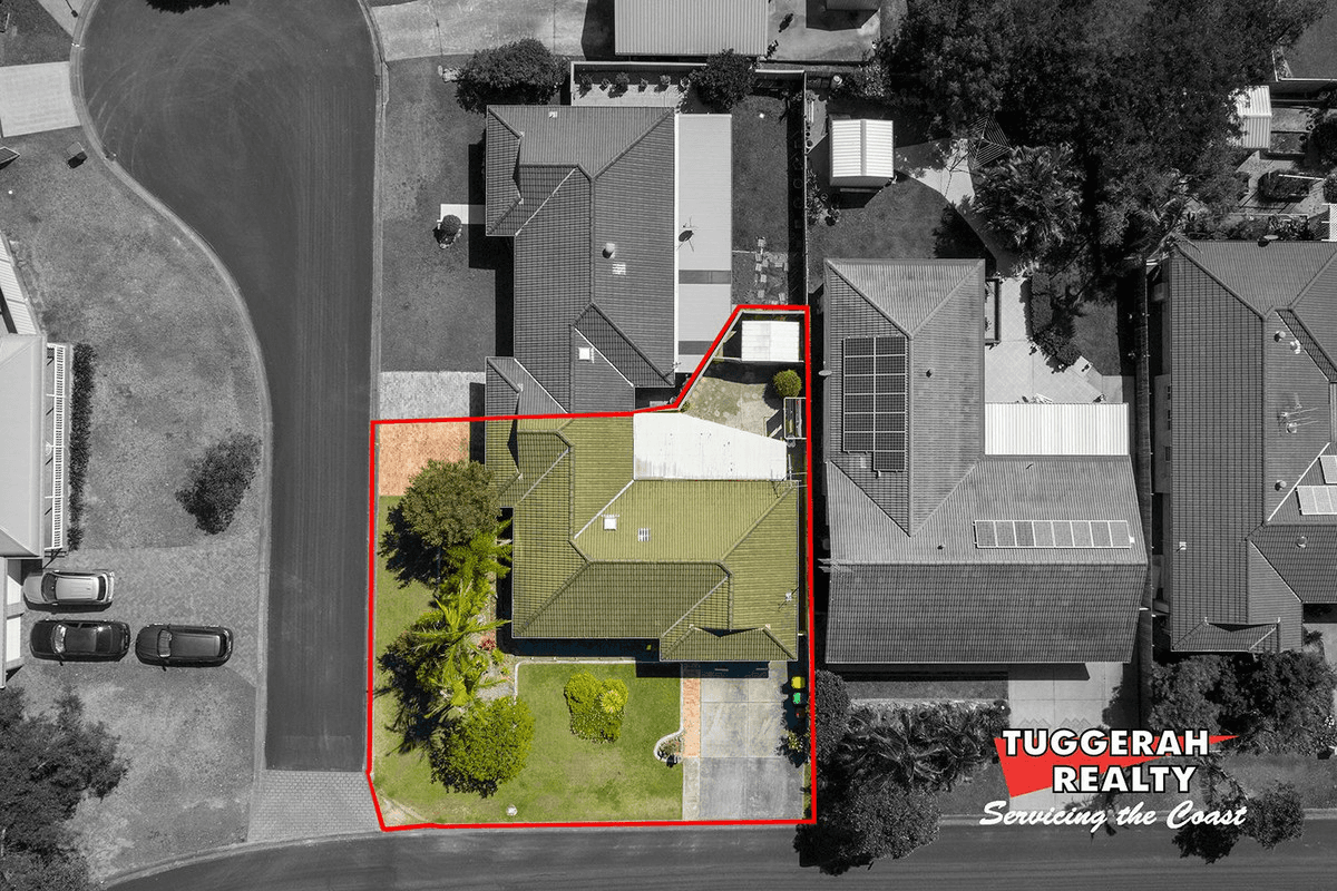 1/2 Holly Close, LAKE HAVEN, NSW 2263