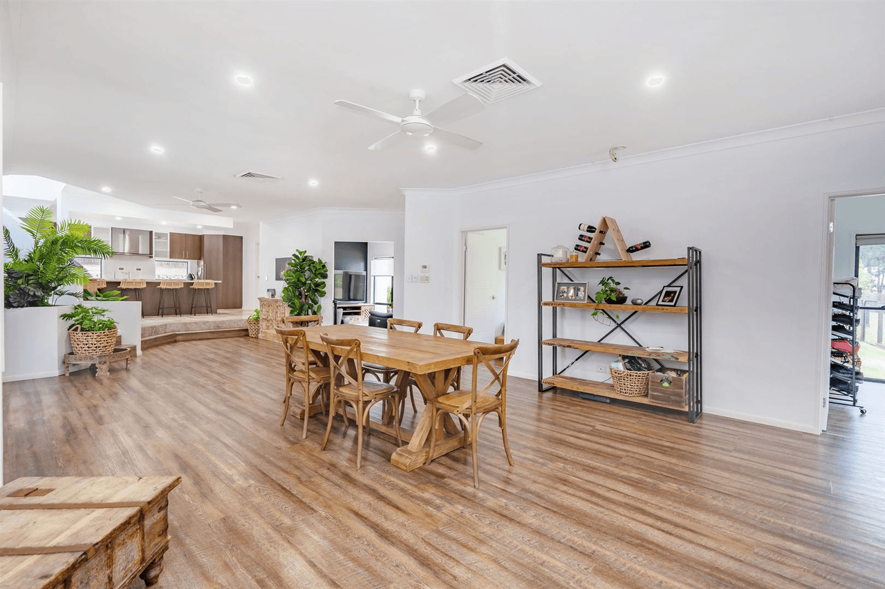 71 Tuggerah Grove, Tamborine Village, QLD 4270