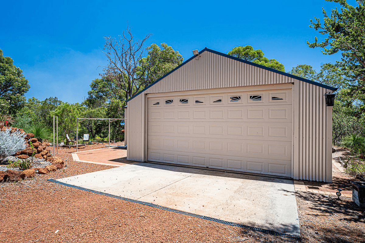 33 Frances Gregory Drive, Bedfordale, WA 6112