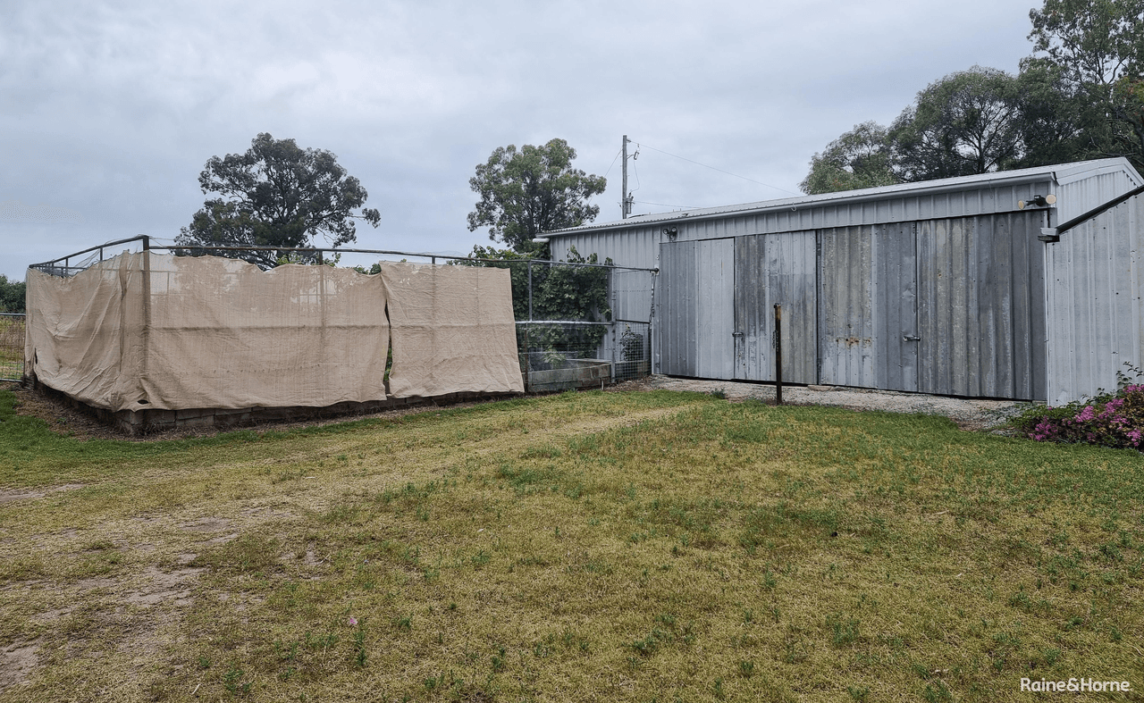 40 Fletchers Road, JIMBOUR EAST, QLD 4406