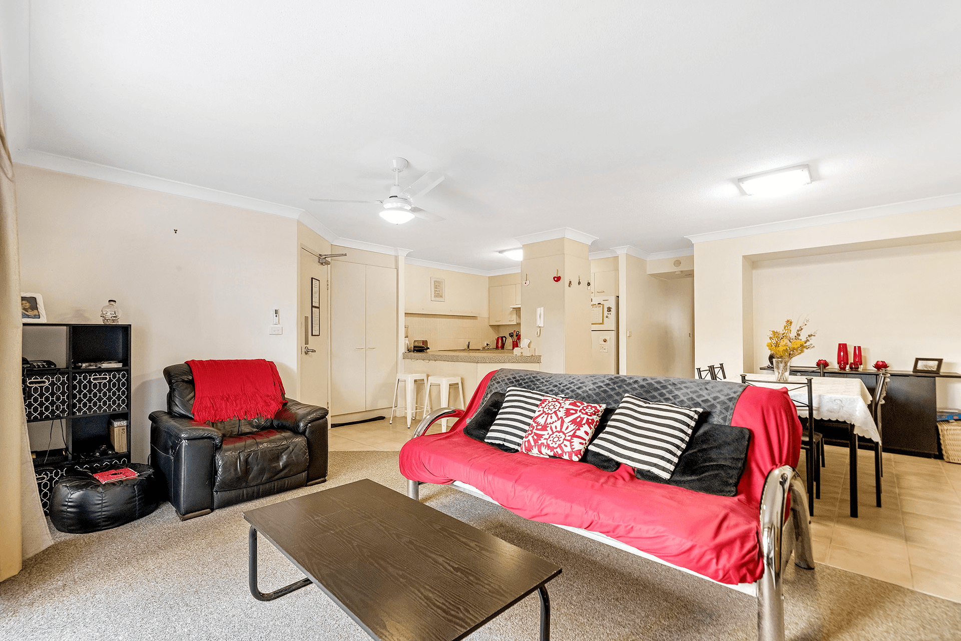 9/37 Bayview Street, Runaway Bay, QLD 4216