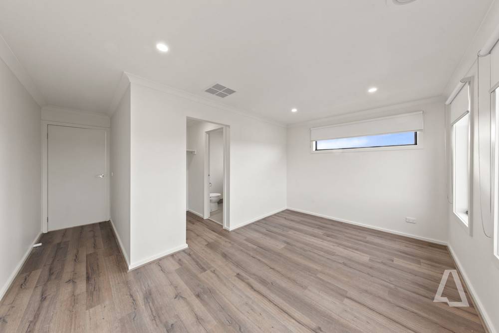 83 Merindah Boulevard, Deanside, VIC 3336