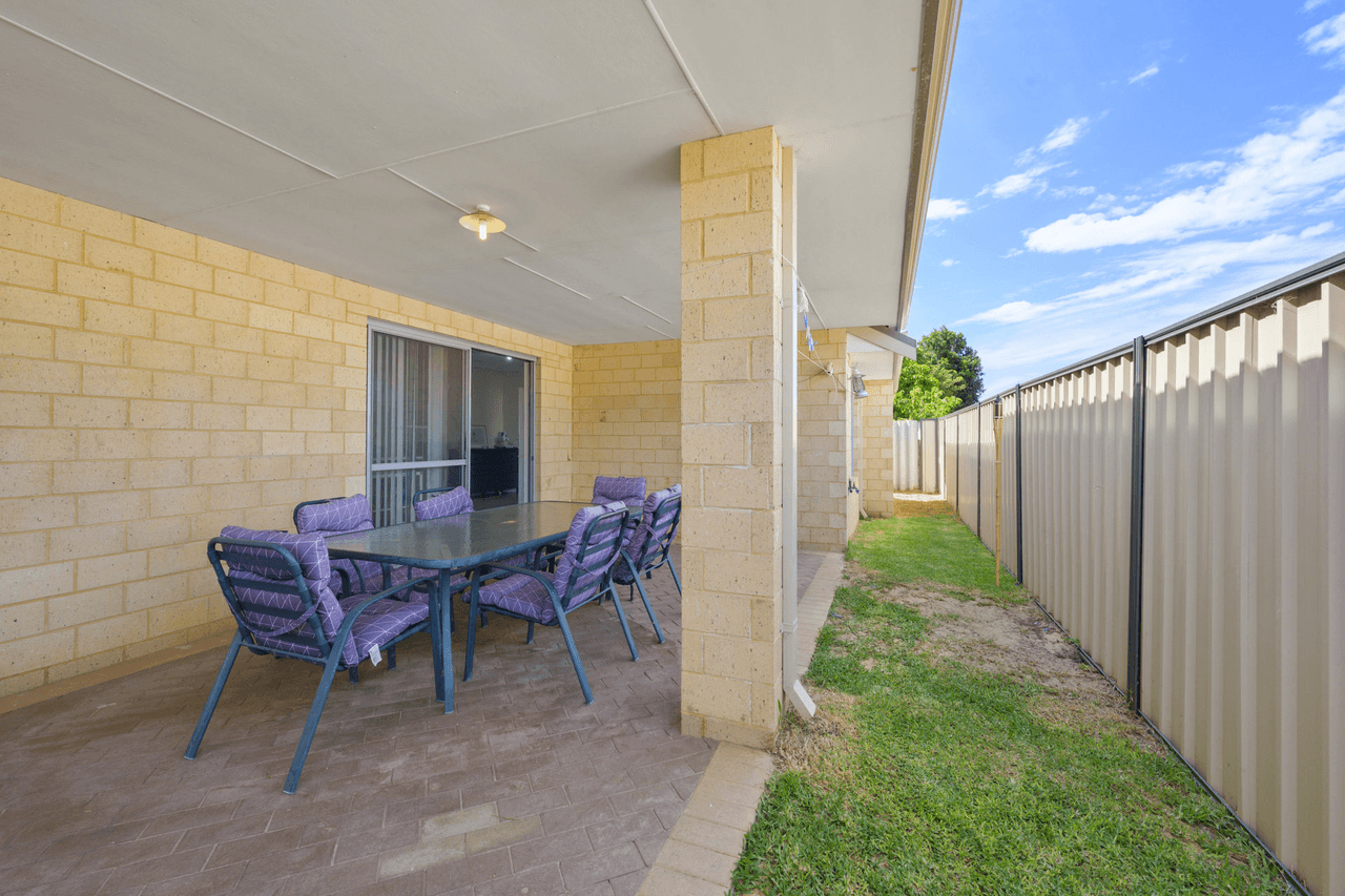 14A SOUTHWARK Way, MORLEY, WA 6062