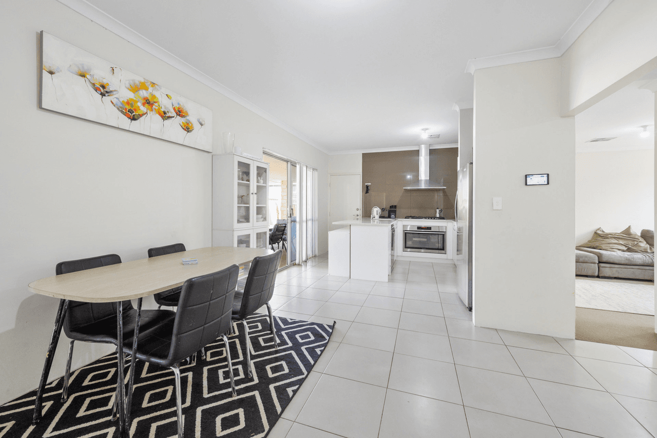 14A SOUTHWARK Way, MORLEY, WA 6062