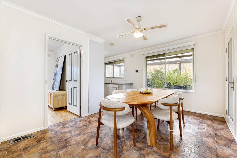 14 Castleton Court, Gladstone Park, VIC 3043