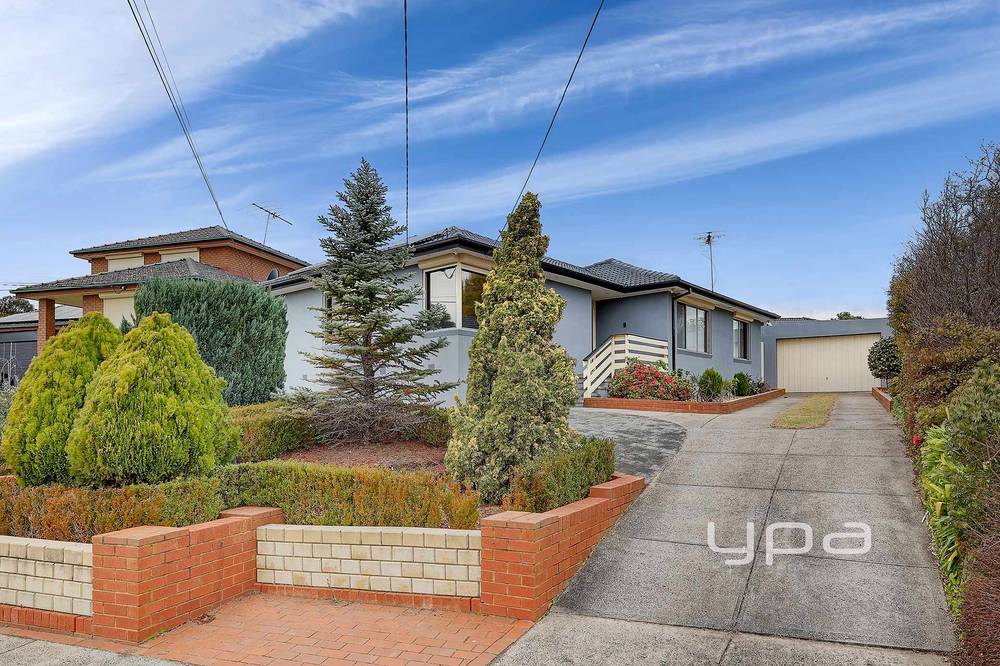 14 Castleton Court, Gladstone Park, VIC 3043