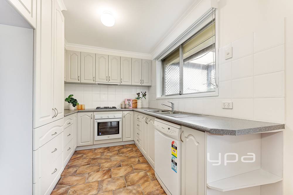 14 Castleton Court, Gladstone Park, VIC 3043