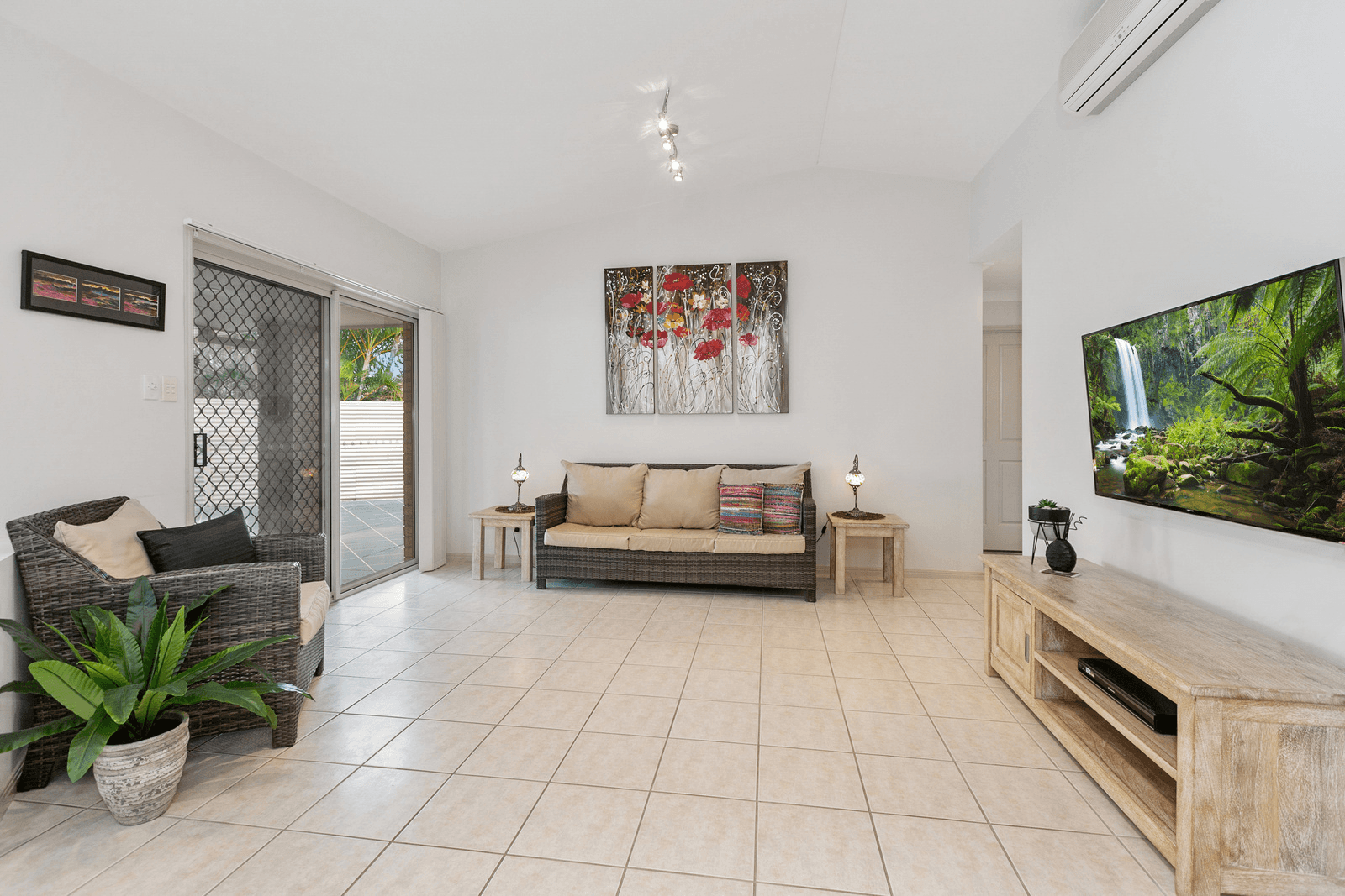 9 Ashgrove Place, Banora Point, NSW 2486