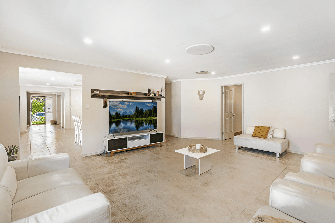 13 Nightjar Drive, UPPER COOMERA, QLD 4209