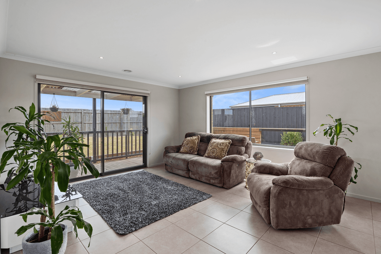 7 Albatross Drive, INVERLOCH, VIC 3996