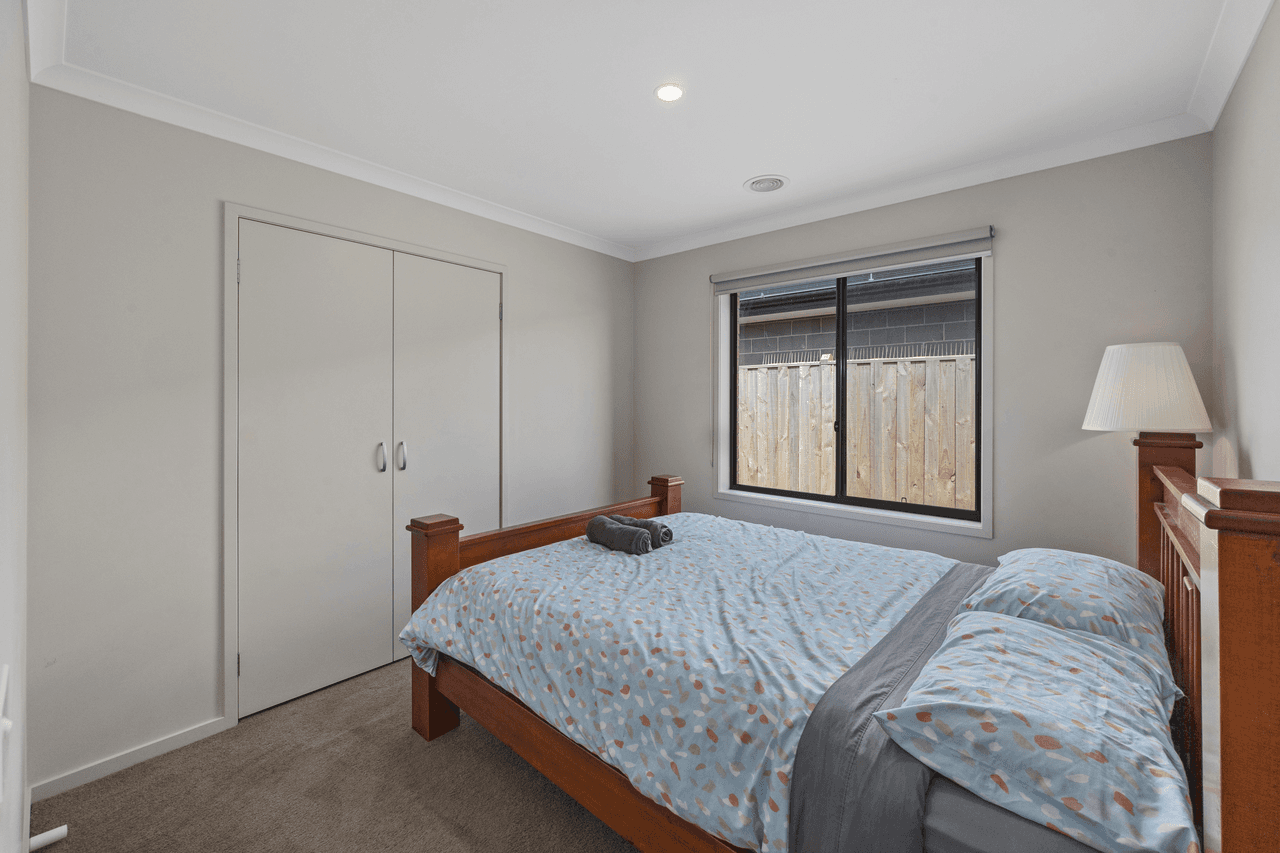 7 Albatross Drive, INVERLOCH, VIC 3996