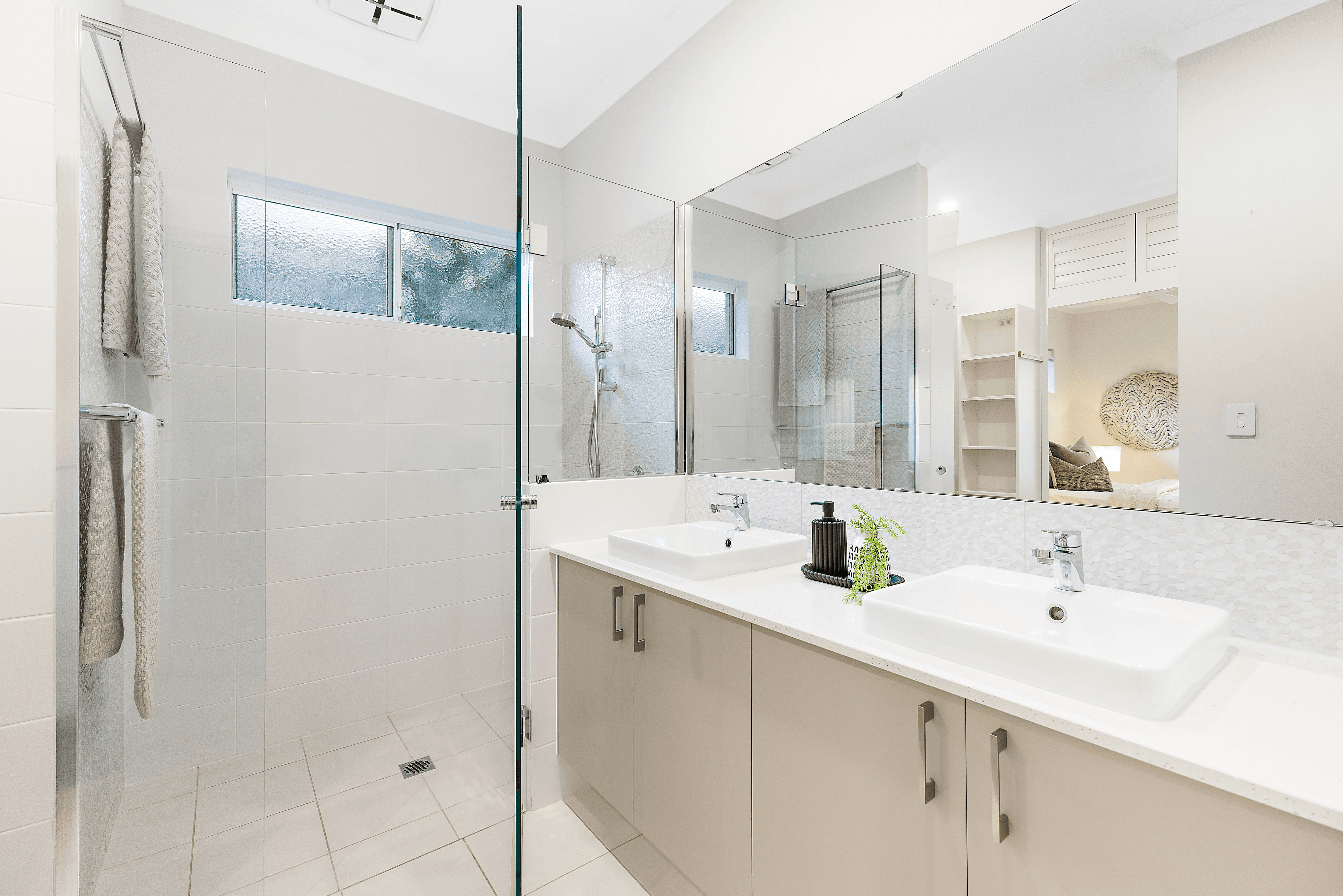 8 Karbuni Parade, SPEARWOOD, WA 6163