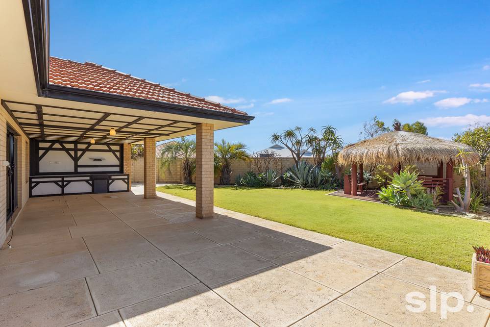 12 Grasshill Grange, Halls Head, WA 6210