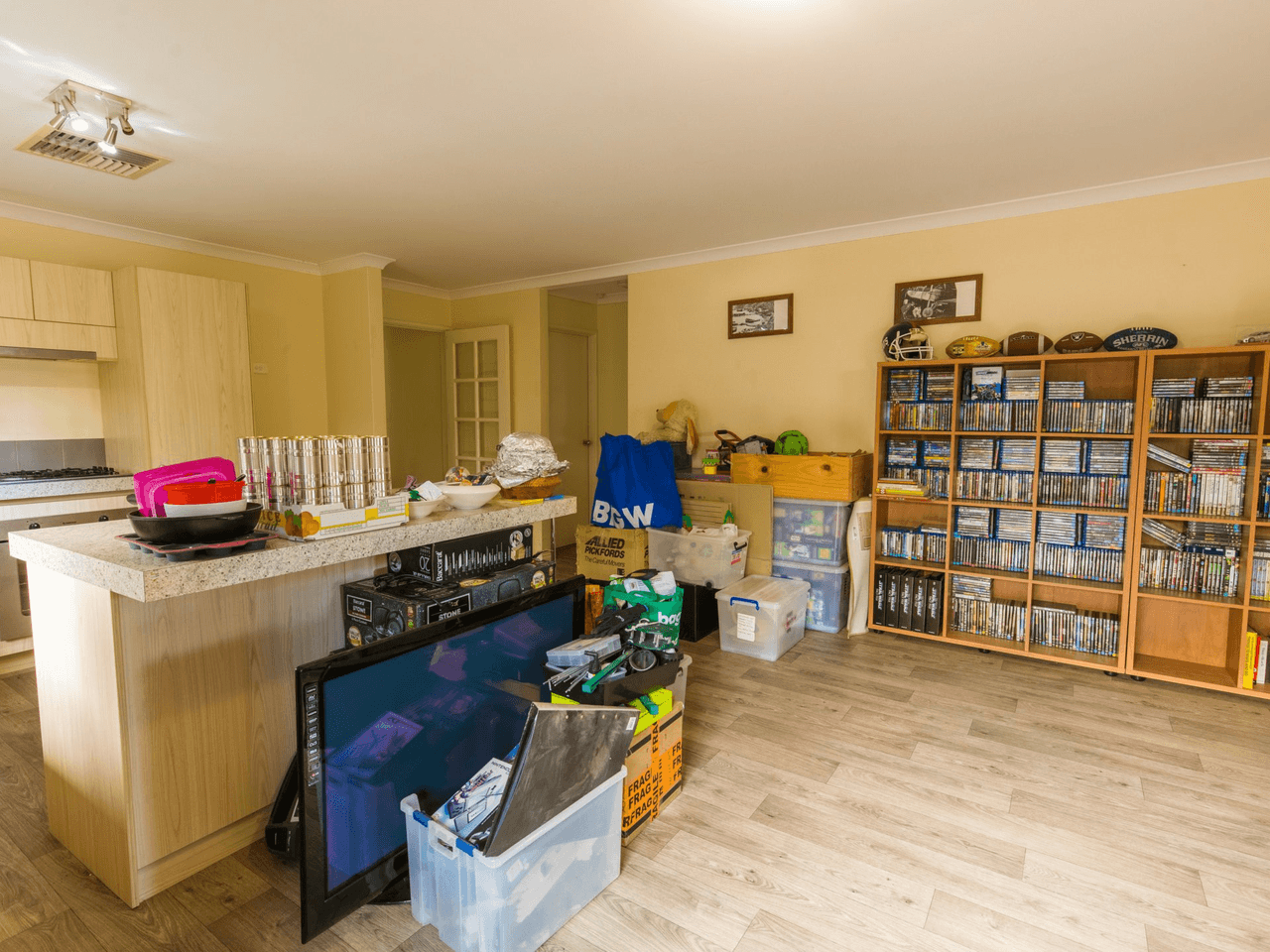 26 Abingdon Crescent, WELLARD, WA 6170