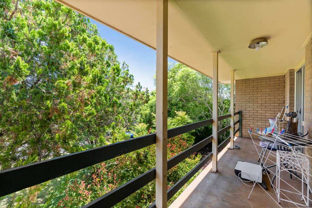 1-3/62 Hoey Street, KEARNEYS SPRING, QLD 4350