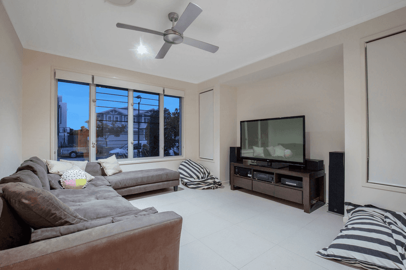 29 Windward Place, JACOBS WELL, QLD 4208