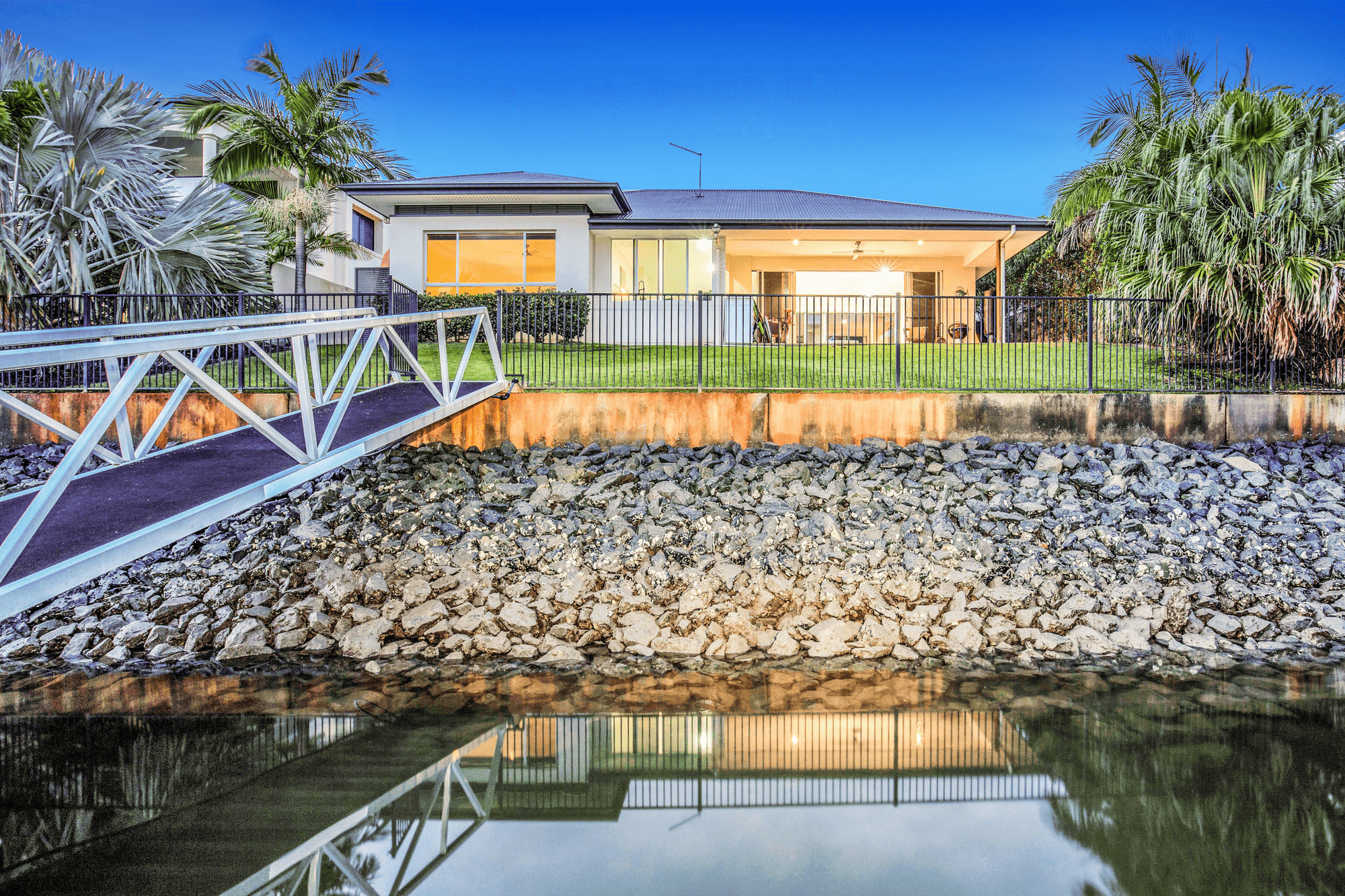 29 Windward Place, JACOBS WELL, QLD 4208