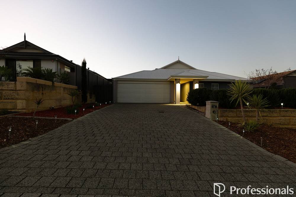 8 Marengo Close, AVELEY, WA 6069