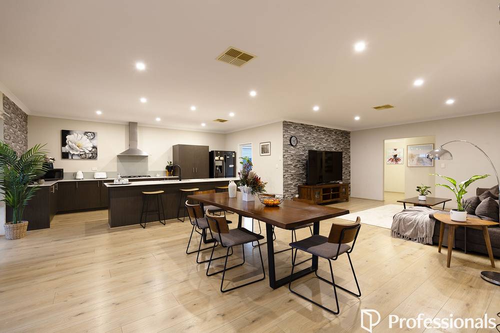 8 Marengo Close, AVELEY, WA 6069