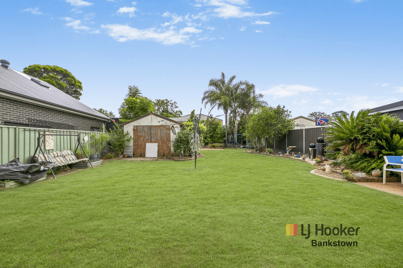 26 Endeavour Road, GEORGES HALL, NSW 2198