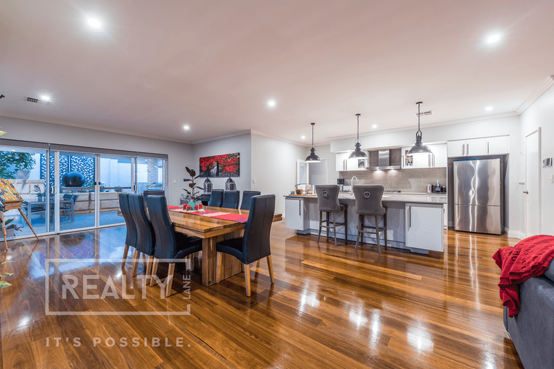 16 Holyhead Green, Mindarie, WA 6030