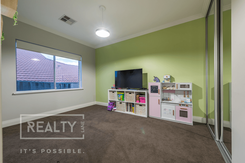 16 Holyhead Green, Mindarie, WA 6030