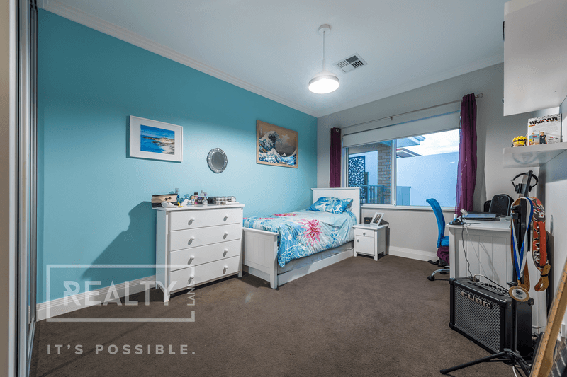 16 Holyhead Green, Mindarie, WA 6030