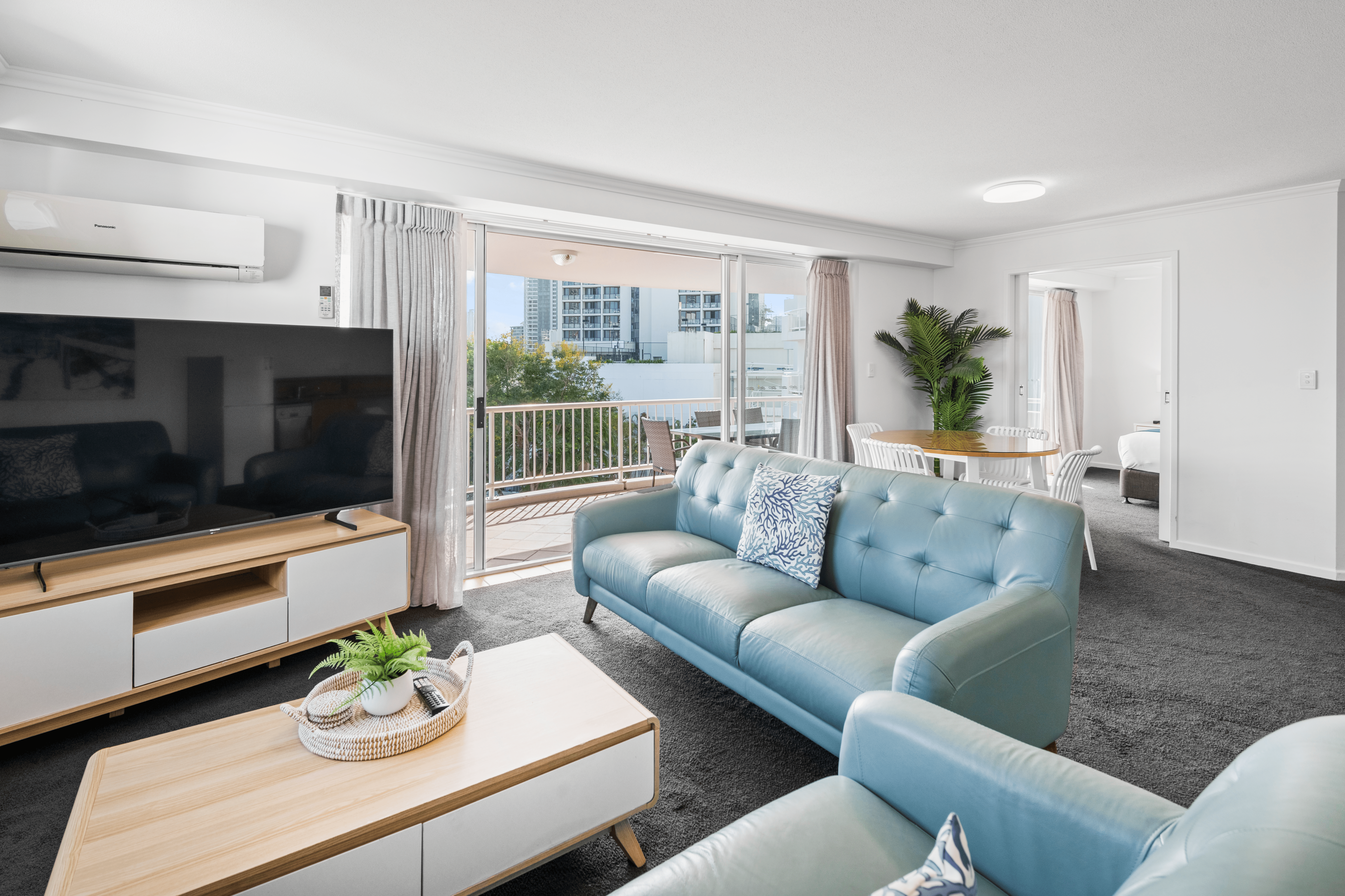 522/132-138 Ferny Avenue, SURFERS PARADISE, QLD 4217