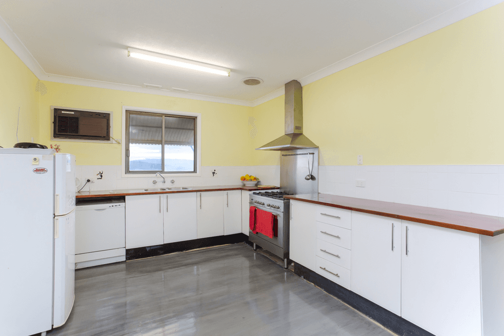 8 Fifth Street, Boolaroo, NSW 2284