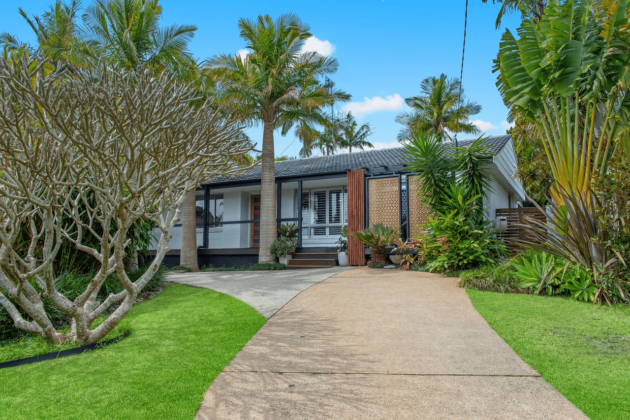 1 Pappinbarra Parade, PORT MACQUARIE, NSW 2444