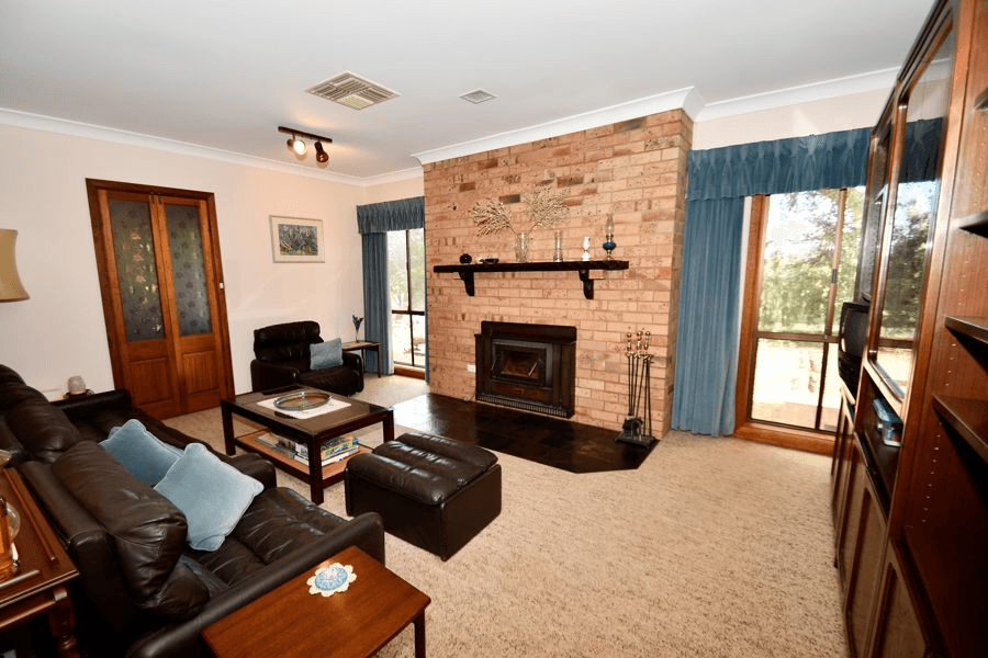 8L Gavel Drive, DUBBO, NSW 2830