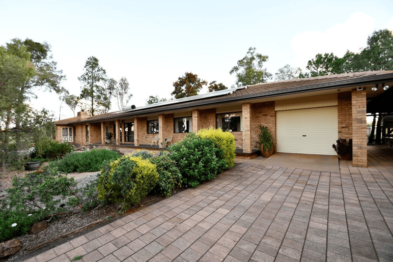 8L Gavel Drive, DUBBO, NSW 2830