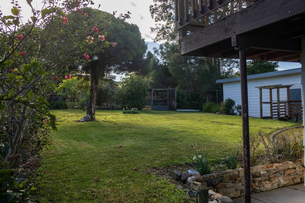 9 Howden Court, MALLACOOTA, VIC 3892