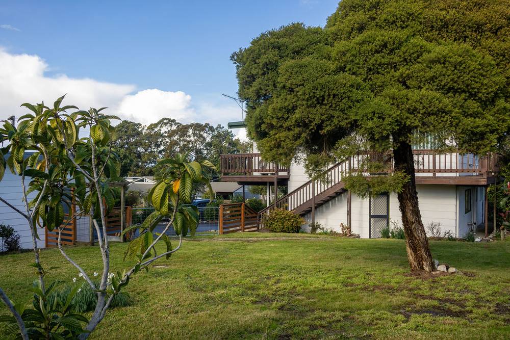9 Howden Court, MALLACOOTA, VIC 3892