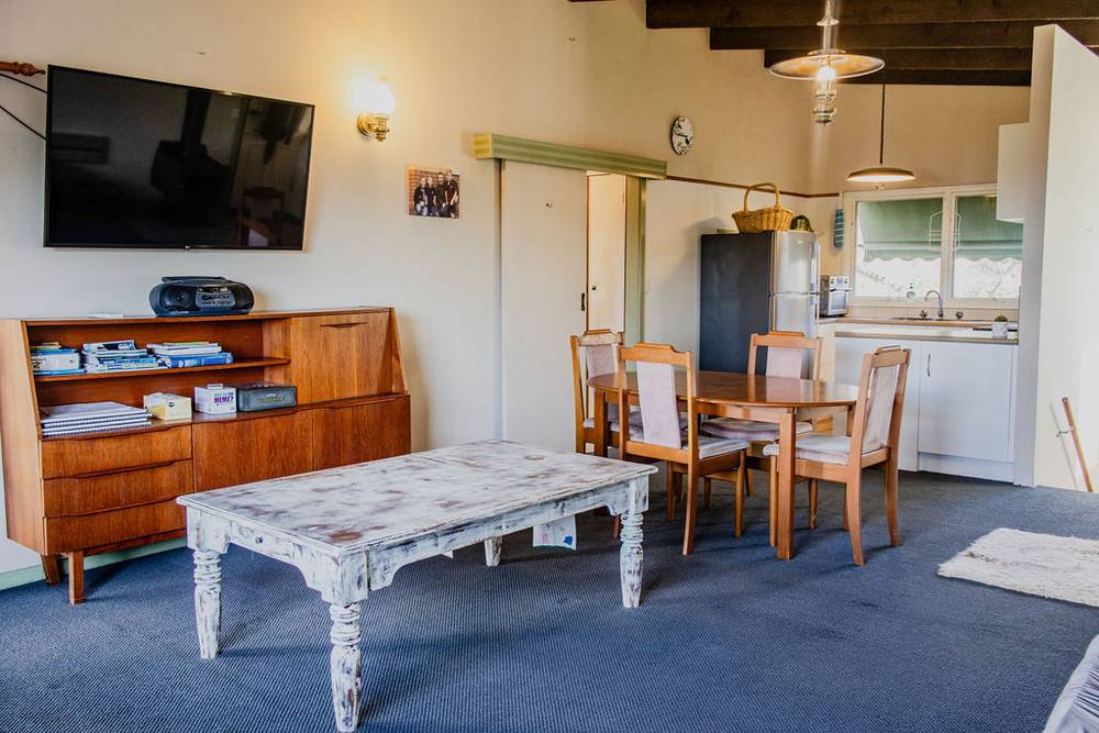 9 Howden Court, MALLACOOTA, VIC 3892