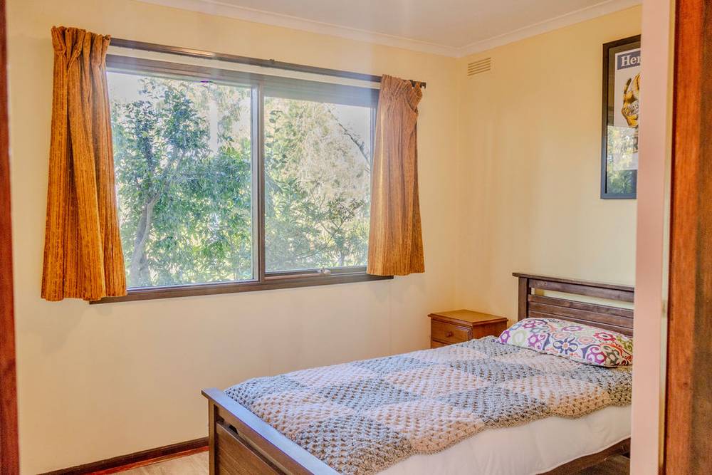 9 Howden Court, MALLACOOTA, VIC 3892