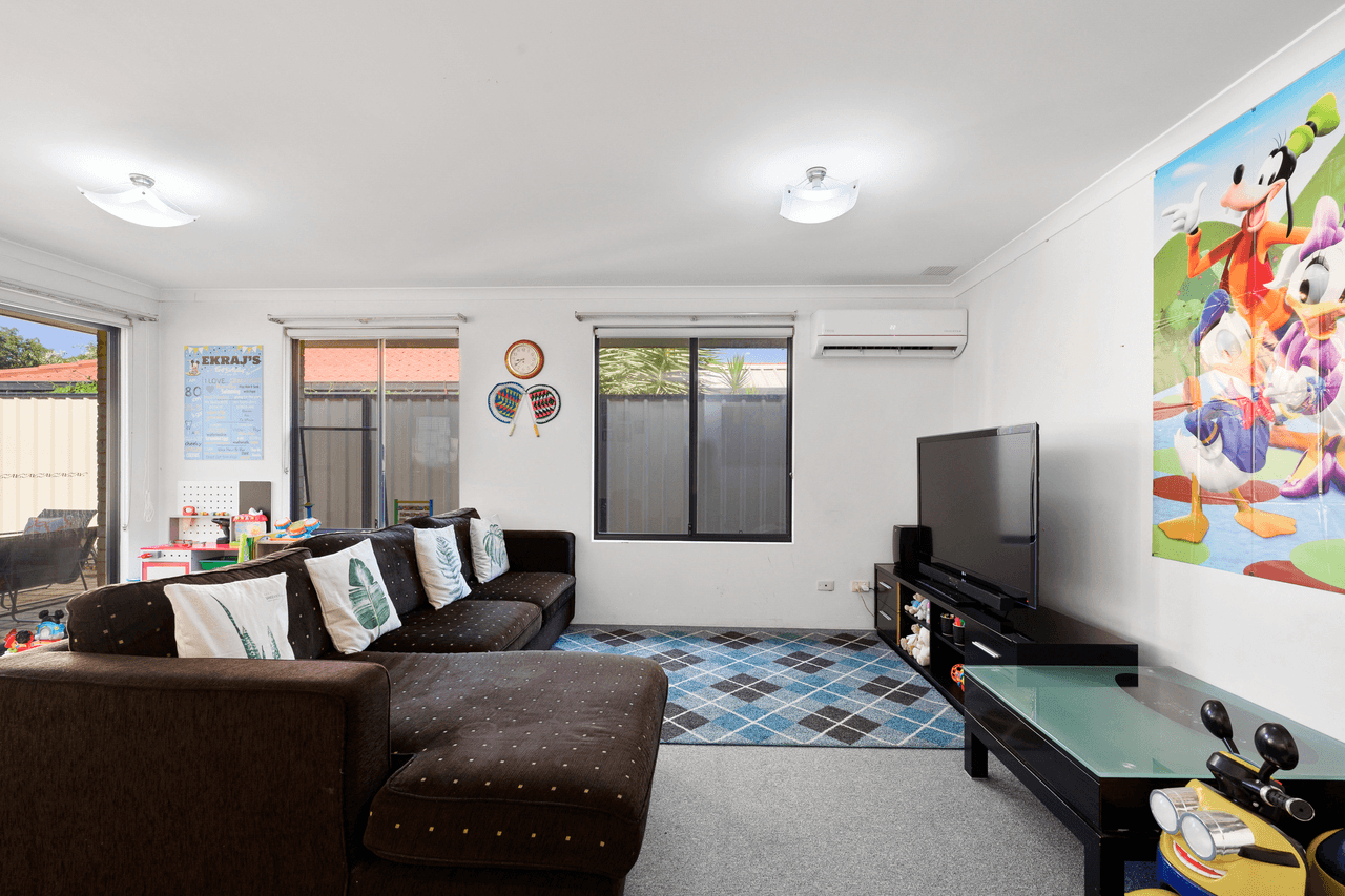 1 Yarra Promenade, HAMMOND PARK, WA 6164