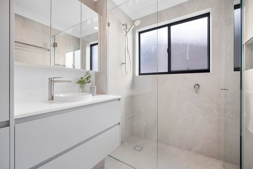 1/17-19 Aquila Court, MERMAID WATERS, QLD 4218