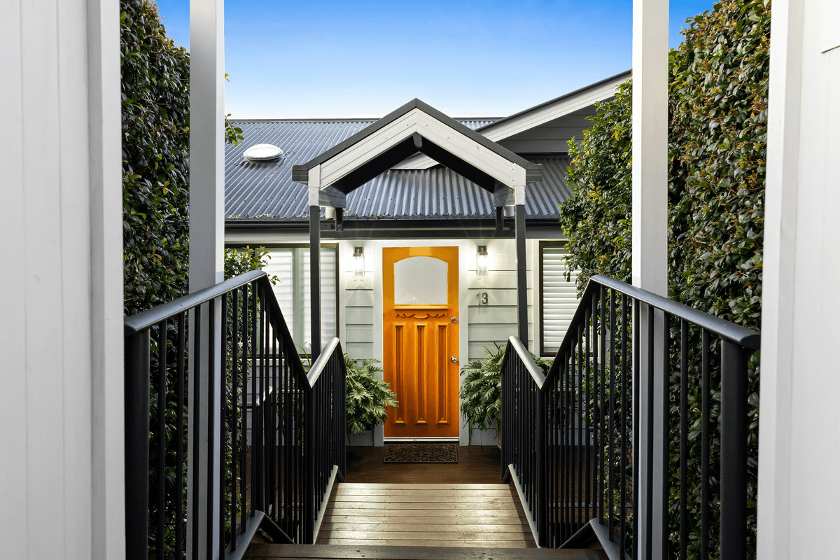 13 Rim Road, Buderim, QLD 4556