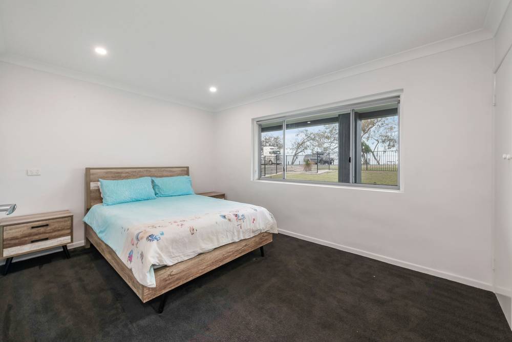 194 ESPLANADE, WOODGATE, QLD 4660
