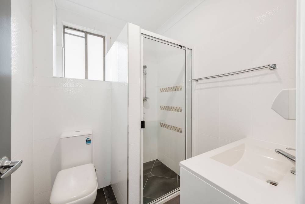 194 ESPLANADE, WOODGATE, QLD 4660