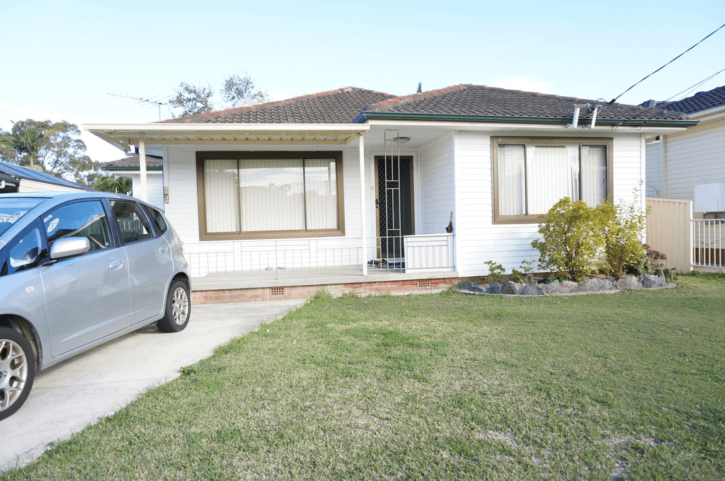 24 Harden Street, CANLEY HEIGHTS, NSW 2166