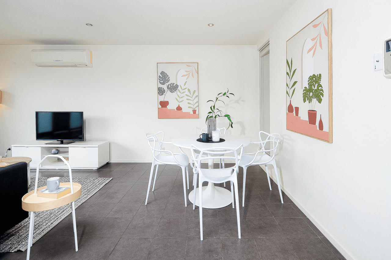 303/182 Barkly Street, ST KILDA, VIC 3182