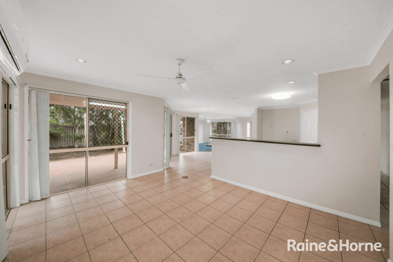 61 Penda Avenue, NEW AUCKLAND, QLD 4680