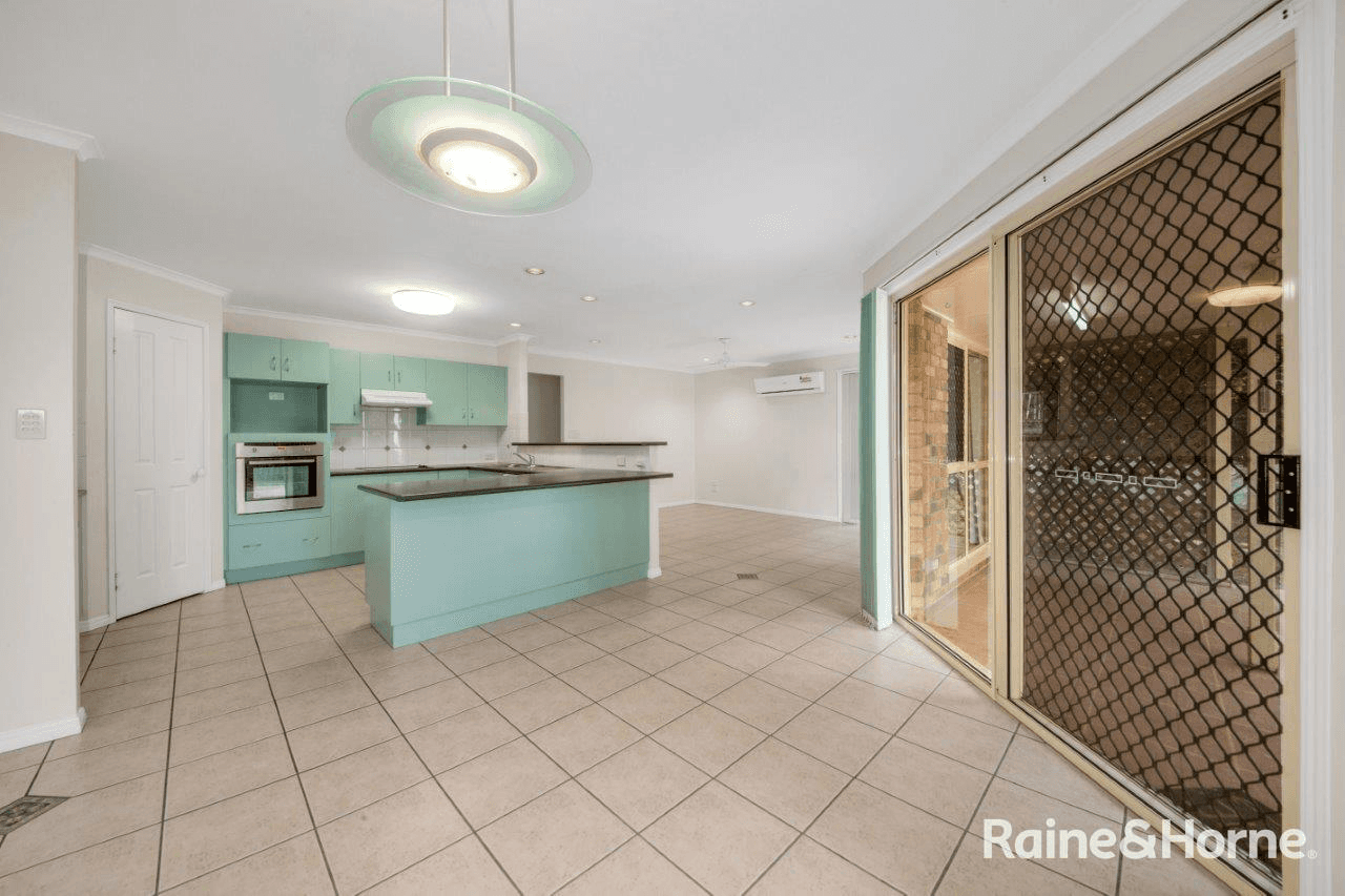 61 Penda Avenue, NEW AUCKLAND, QLD 4680