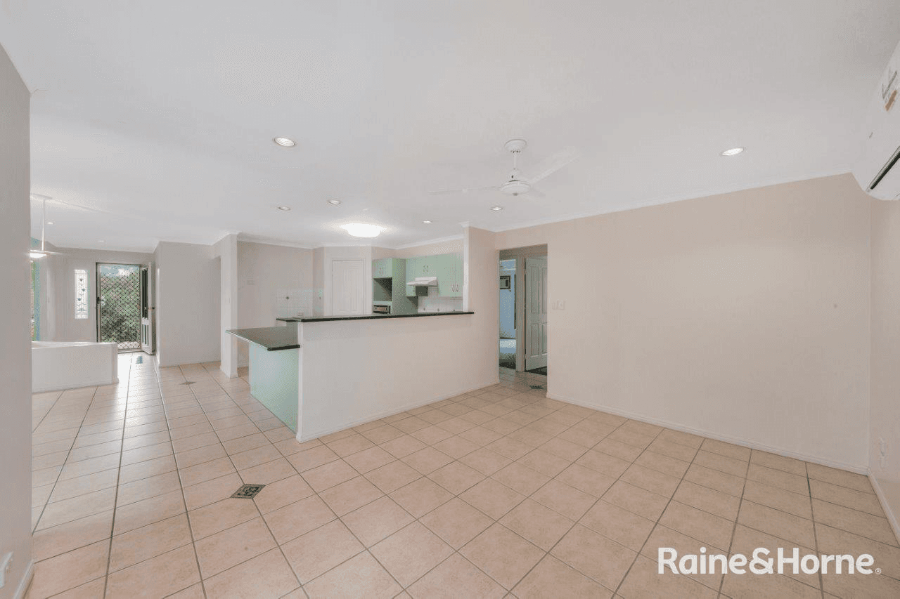 61 Penda Avenue, NEW AUCKLAND, QLD 4680