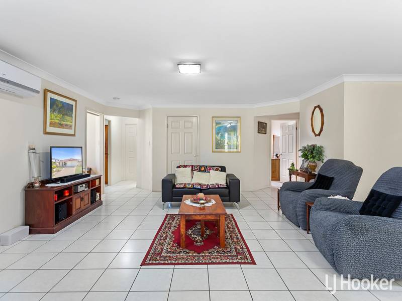 40 Mariner Boulevard, DECEPTION BAY, QLD 4508