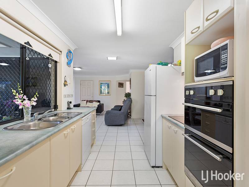 40 Mariner Boulevard, DECEPTION BAY, QLD 4508