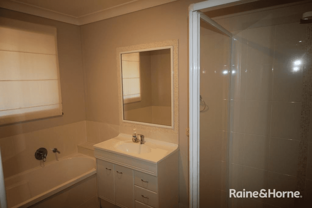 7 Bottlebrush St, KINGAROY, QLD 4610