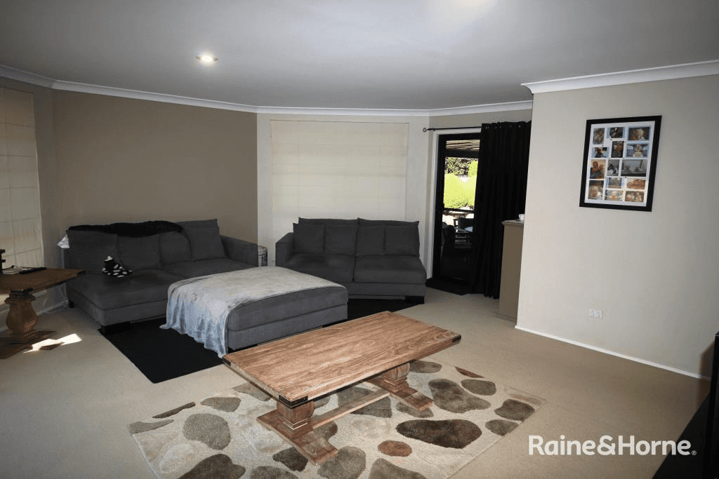 7 Bottlebrush St, KINGAROY, QLD 4610